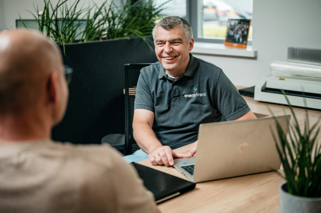 Vrijblijvend advies met een energieadviseur van Energytrend
